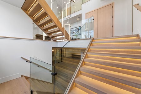 41a Stairs 2 Maple St in Englewood Cliffs NJ Proper