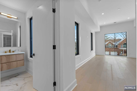 Screen Shot 2024-09-28 at 11.09.10 AM