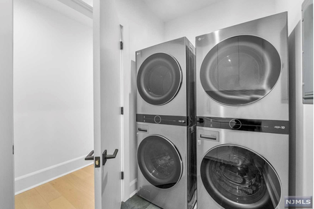 Screen Shot 2024-09-28 at 11.09.51 AM