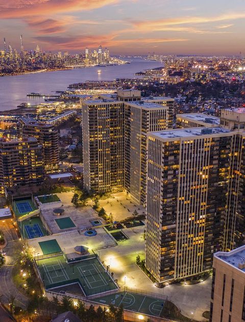 Winston Towers looking south NYC in Background