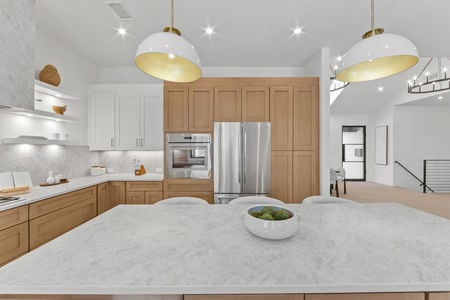 18 580 Nordhoff Dr Leonia NJ Proper