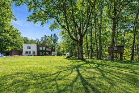 20 10 470 Anderson Ave-62