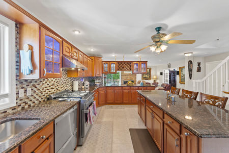 27 Chef's Kitchen Lyndhurst NJ Proper-32