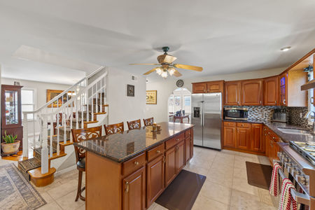 28 Spaciious Kitchen 536 2nd Ave Lyndhurst NJ Proper-33