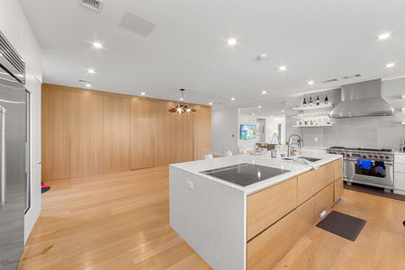 30 470 Anderson Ave-18