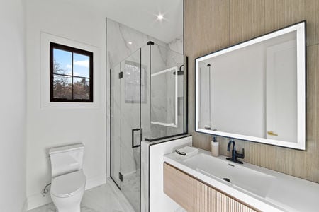 33 580 Nordhoff Dr Leonia NJ Proper