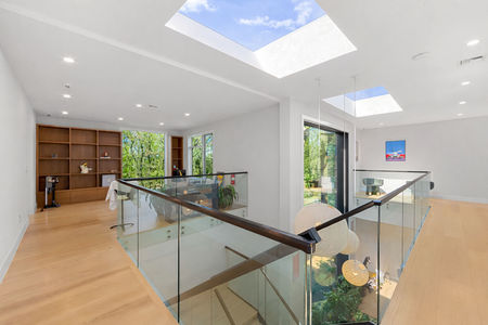 36 470 Anderson Ave-46