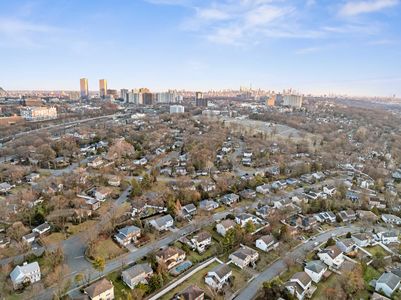 4 580 Nordhoff Dr Leonia NJ Proper