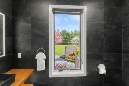 53 470 Anderson Ave-51