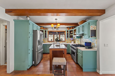 70 Overlook in Ridgefield Park NJ Proper-11