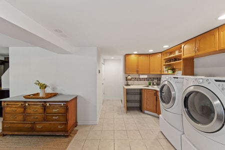 70 Overlook in Ridgefield Park NJ Proper-33