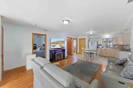 Lyndhurst NJ Proper-2