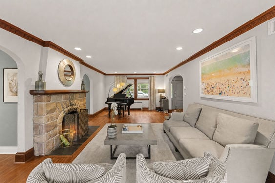 10 Cozy seating by the fireplace