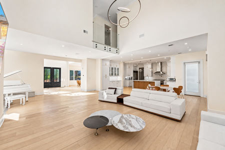 11 Open Floor Plan at 3 mountain view ct