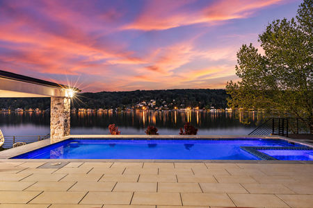 14 Pool view