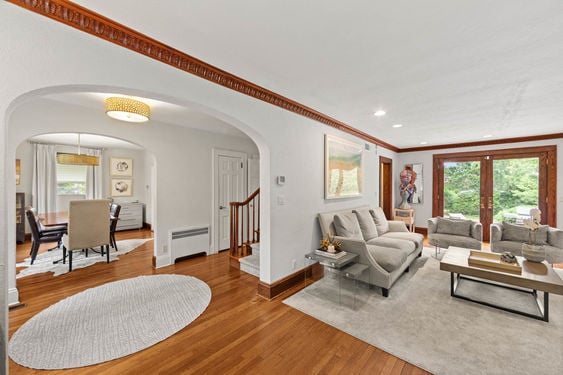 14 spacious main level at 127 westervelt in tenafly nj
