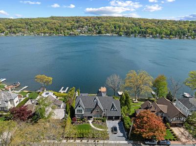 15 House on island