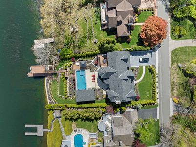 16 Overhead aerial