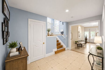 20 290 Dunkerhook hallway2