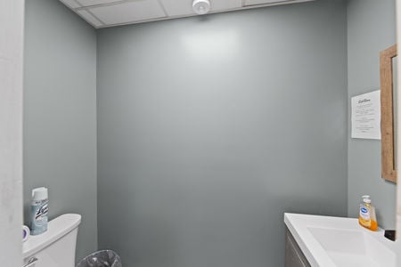 21 Dental Office in Cedar Grove