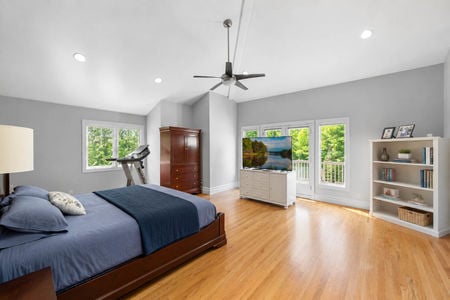 23 290 Dunkerhook Bedroom