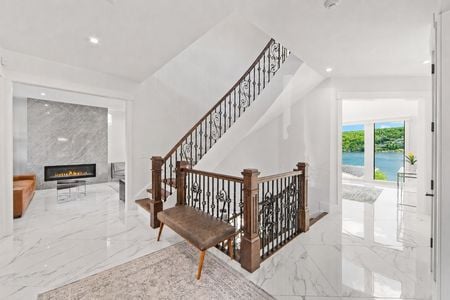 26 31 Island Trail Sparta NJ Main Level