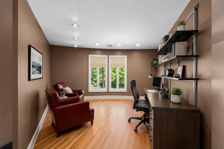 29 290 Dunkerhook Office