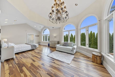 32 secondary ensuite at 142 Hoover dr in Cresskill NJ Proper