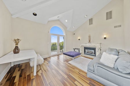 33 secondary ensuite fireplace