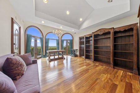 37 office 142 Hoover dr in Cresskill NJ Proper