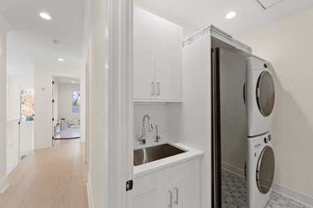 38 2nd floor laundry room at 3 mountain view ct in demarest nj
