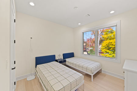 39 bedroom at 3 mountain view ct in demarest nj