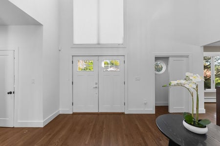 41 Front Door w double height ceiling