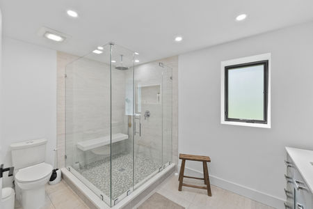 43. bath 284 Castle Dr in Englewood Cliffs NJ Proper.