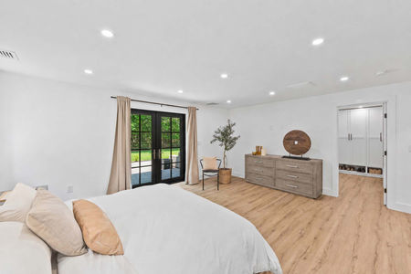 46 big bedroom 284 Castle Dr in Englewood Cliffs NJ Proper.