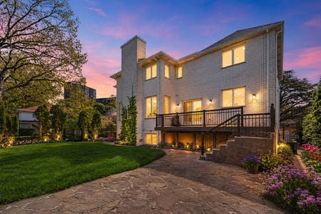 6 Back Yard Twilight 1221 Fairmount Pl in Fort Lee NJ