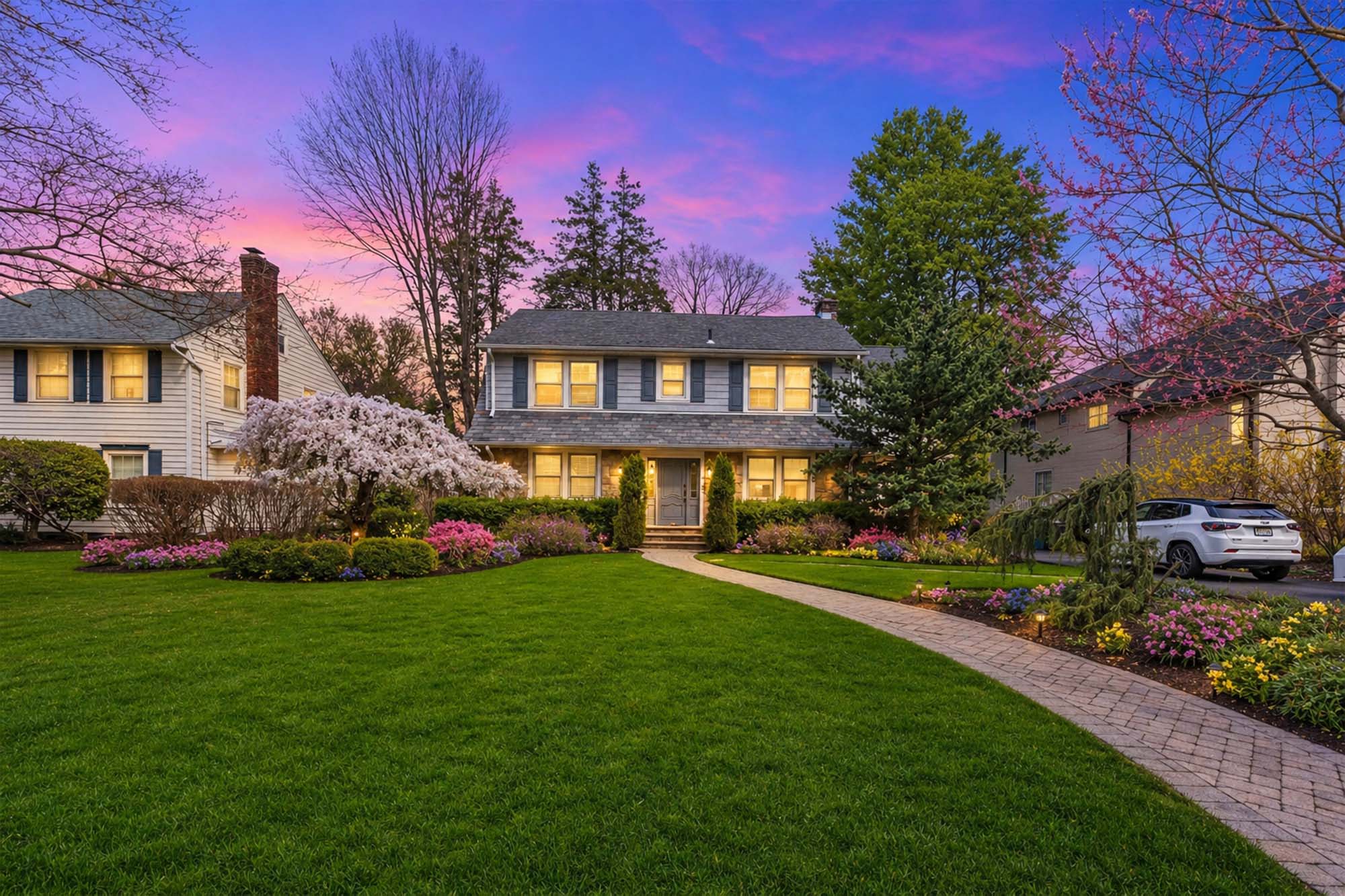 6 Twilight front of a bergen county nj house
