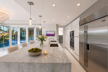 12-31 Casta Modern minimalist kitchen with pool view