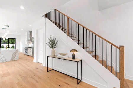 13 Modern minimalist hallway and kitchen