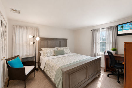 16. 224 US-206 Chester Cozy bedroom with warm neutral tones
