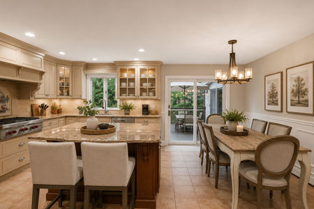 17. 18 Monument Warm and inviting kitchen dining space