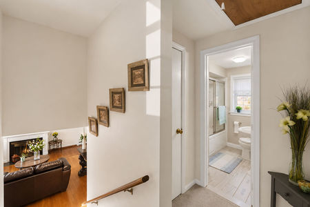 18. 224 US-206 Chester Bright and serene home hallway landing