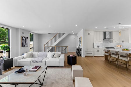 19. 401 Grand Ave updated modern townhouse