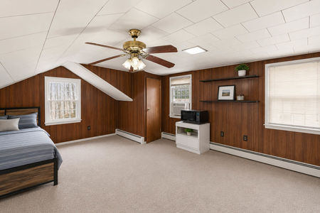 21. 224 US-206 Chester Bright and cozy attic bedroom