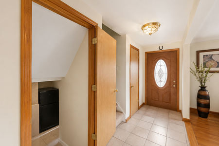 23. 224 US-206 Chester Elegant home entryway with decorative accents