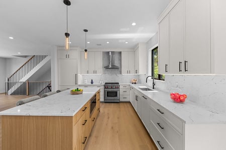 24. 401 Grand Ave Kitchen Townhouse