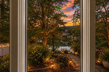 25. 135 Skyline Lakes Dr. Cozy lakeside sunset through window panes