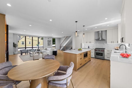 25. 401 Grand Ave. Modern Eat in Kitchen