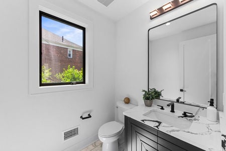 26. 401 Grand Ave modern bathroom
