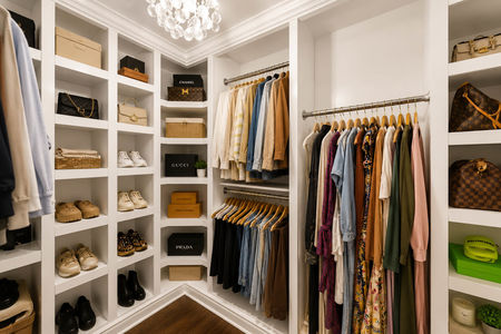 28 14 Morrow Midland Park Luxurious organized walk-in closet